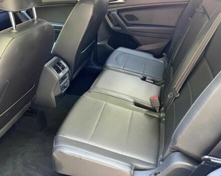 Серый Фольксваген Тигуан, объемом двигателя 2 л и пробегом 32 тыс. км за 9000 $, фото 12 на Automoto.ua