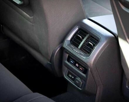 Сірий Фольксваген Тігуан, об'ємом двигуна 0 л та пробігом 110 тис. км за 11500 $, фото 18 на Automoto.ua