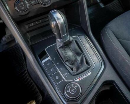 Сірий Фольксваген Тігуан, об'ємом двигуна 0 л та пробігом 110 тис. км за 11500 $, фото 11 на Automoto.ua