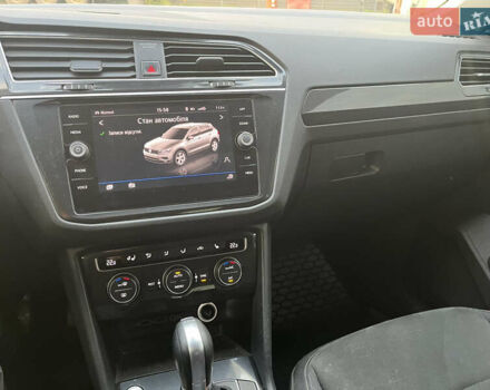 Сірий Фольксваген Тігуан, об'ємом двигуна 1.97 л та пробігом 145 тис. км за 27200 $, фото 13 на Automoto.ua