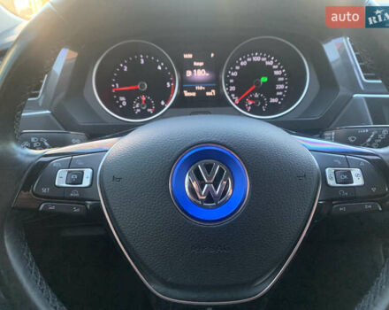 Сірий Фольксваген Тігуан, об'ємом двигуна 1.97 л та пробігом 185 тис. км за 22900 $, фото 14 на Automoto.ua