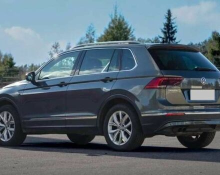 Сірий Фольксваген Тігуан, об'ємом двигуна 0 л та пробігом 110 тис. км за 11500 $, фото 2 на Automoto.ua