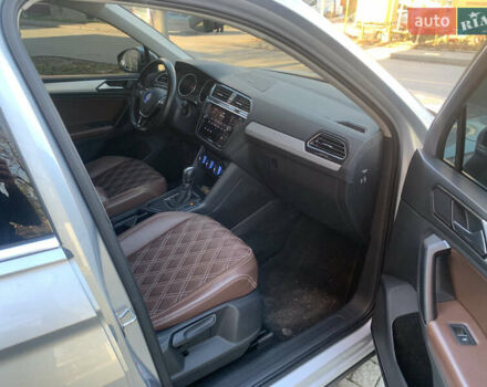 Сірий Фольксваген Тігуан, об'ємом двигуна 1.97 л та пробігом 185 тис. км за 22900 $, фото 9 на Automoto.ua