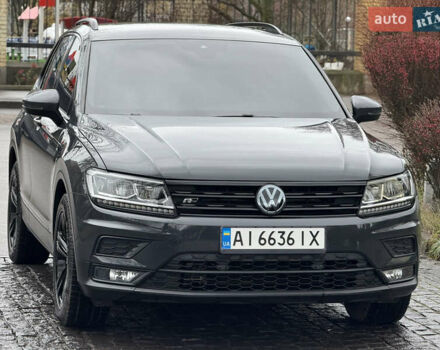 Серый Фольксваген Тигуан, объемом двигателя 2 л и пробегом 56 тыс. км за 24999 $, фото 32 на Automoto.ua