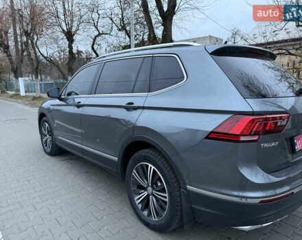 Серый Фольксваген Тигуан, объемом двигателя 2 л и пробегом 169 тыс. км за 21500 $, фото 7 на Automoto.ua