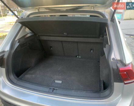 Сірий Фольксваген Тігуан, об'ємом двигуна 1.97 л та пробігом 185 тис. км за 22900 $, фото 11 на Automoto.ua