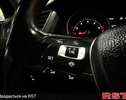 Серый Фольксваген Тигуан, объемом двигателя 2 л и пробегом 189 тыс. км за 19900 $, фото 9 на Automoto.ua