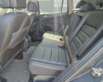 Серый Фольксваген Тигуан, объемом двигателя 2 л и пробегом 80 тыс. км за 16500 $, фото 39 на Automoto.ua