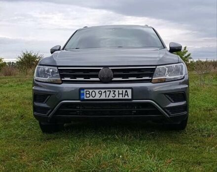 Серый Фольксваген Тигуан, объемом двигателя 2 л и пробегом 118 тыс. км за 16900 $, фото 10 на Automoto.ua