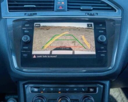 Серый Фольксваген Тигуан, объемом двигателя 2 л и пробегом 87 тыс. км за 10900 $, фото 10 на Automoto.ua