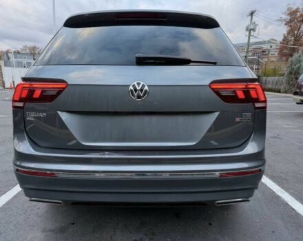 Серый Фольксваген Тигуан, объемом двигателя 2 л и пробегом 36 тыс. км за 18500 $, фото 4 на Automoto.ua