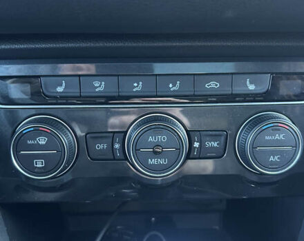 Сірий Фольксваген Тігуан, об'ємом двигуна 1.98 л та пробігом 145 тис. км за 17800 $, фото 29 на Automoto.ua