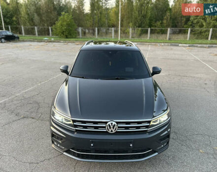 Серый Фольксваген Тигуан, объемом двигателя 1.98 л и пробегом 124 тыс. км за 26900 $, фото 9 на Automoto.ua