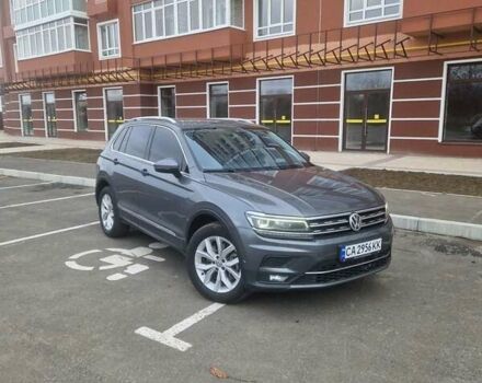 Серый Фольксваген Тигуан, объемом двигателя 1.98 л и пробегом 170 тыс. км за 20999 $, фото 5 на Automoto.ua