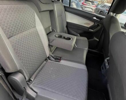 Серый Фольксваген Тигуан, объемом двигателя 2 л и пробегом 129 тыс. км за 17450 $, фото 7 на Automoto.ua