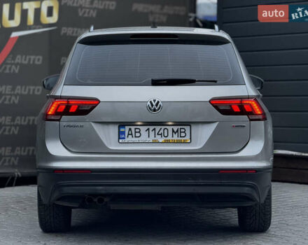 Серый Фольксваген Тигуан, объемом двигателя 2 л и пробегом 248 тыс. км за 21500 $, фото 13 на Automoto.ua