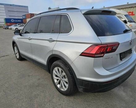 Серый Фольксваген Тигуан, объемом двигателя 2 л и пробегом 67 тыс. км за 20000 $, фото 4 на Automoto.ua