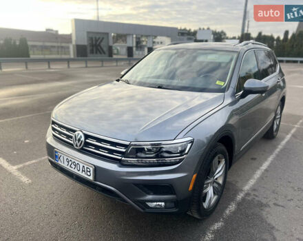 Сірий Фольксваген Тігуан, об'ємом двигуна 2 л та пробігом 175 тис. км за 19300 $, фото 1 на Automoto.ua