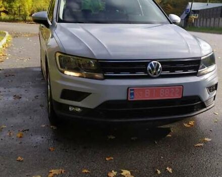 Серый Фольксваген Тигуан, объемом двигателя 2 л и пробегом 195 тыс. км за 23350 $, фото 26 на Automoto.ua