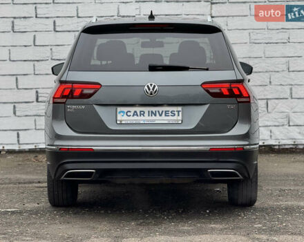 Серый Фольксваген Тигуан, объемом двигателя 2 л и пробегом 187 тыс. км за 18500 $, фото 12 на Automoto.ua