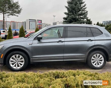 Сірий Фольксваген Тігуан, об'ємом двигуна 2 л та пробігом 53 тис. км за 20500 $, фото 3 на Automoto.ua