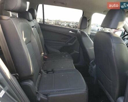 Сірий Фольксваген Тігуан, об'ємом двигуна 2 л та пробігом 154 тис. км за 4800 $, фото 10 на Automoto.ua