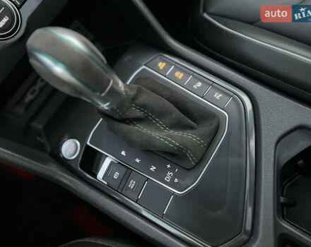 Сірий Фольксваген Тігуан, об'ємом двигуна 1.98 л та пробігом 123 тис. км за 29700 $, фото 18 на Automoto.ua