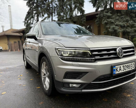Сірий Фольксваген Тігуан, об'ємом двигуна 1.97 л та пробігом 259 тис. км за 25200 $, фото 3 на Automoto.ua