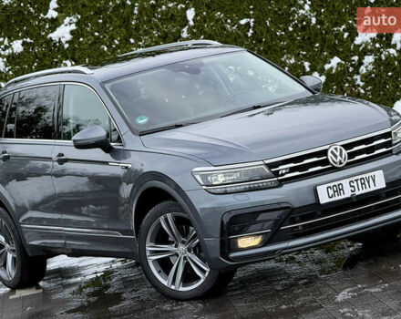 Серый Фольксваген Тигуан, объемом двигателя 2 л и пробегом 241 тыс. км за 26999 $, фото 17 на Automoto.ua