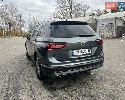 Сірий Фольксваген Тігуан, об'ємом двигуна 1.98 л та пробігом 209 тис. км за 27900 $, фото 7 на Automoto.ua