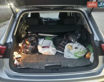 Серый Фольксваген Тигуан, объемом двигателя 1.98 л и пробегом 73 тыс. км за 21000 $, фото 4 на Automoto.ua