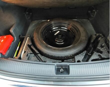 Серый Фольксваген Тигуан, объемом двигателя 2 л и пробегом 140 тыс. км за 9700 $, фото 16 на Automoto.ua