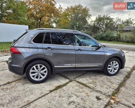 Серый Фольксваген Тигуан, объемом двигателя 1.98 л и пробегом 118 тыс. км за 20999 $, фото 10 на Automoto.ua