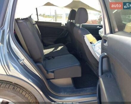 Сірий Фольксваген Тігуан, об'ємом двигуна 2 л та пробігом 74 тис. км за 11390 $, фото 12 на Automoto.ua