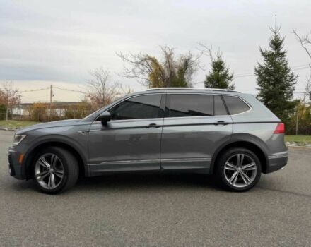 Сірий Фольксваген Тігуан, об'ємом двигуна 2 л та пробігом 30 тис. км за 25000 $, фото 3 на Automoto.ua