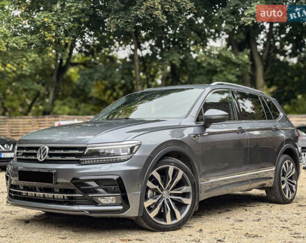 Сірий Фольксваген Тігуан, об'ємом двигуна 1.98 л та пробігом 230 тис. км за 27700 $, фото 12 на Automoto.ua