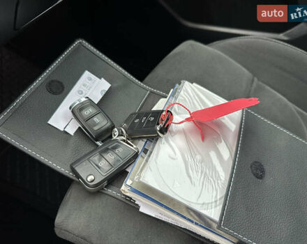 Серый Фольксваген Тигуан, объемом двигателя 1.97 л и пробегом 230 тыс. км за 27100 $, фото 38 на Automoto.ua