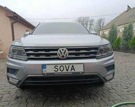 Серый Фольксваген Тигуан, объемом двигателя 2 л и пробегом 109 тыс. км за 21000 $, фото 12 на Automoto.ua