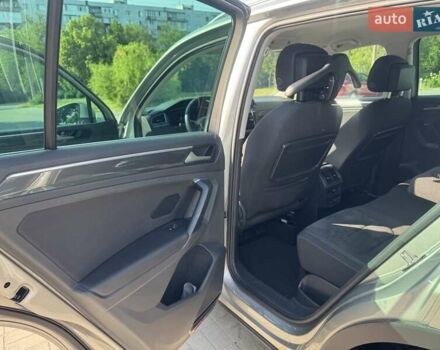 Серый Фольксваген Тигуан, объемом двигателя 1.97 л и пробегом 111 тыс. км за 32000 $, фото 15 на Automoto.ua