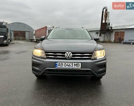 Серый Фольксваген Тигуан, объемом двигателя 1.98 л и пробегом 182 тыс. км за 16500 $, фото 5 на Automoto.ua