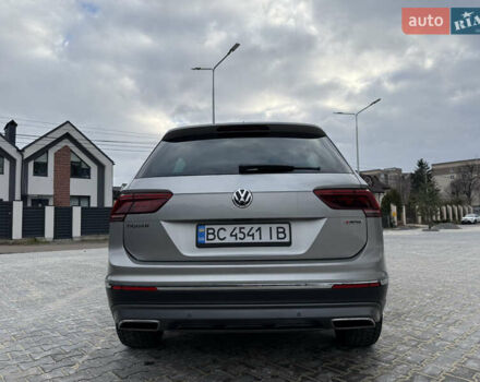 Серый Фольксваген Тигуан, объемом двигателя 2 л и пробегом 87 тыс. км за 23900 $, фото 15 на Automoto.ua