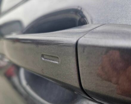 Серый Фольксваген Тигуан, объемом двигателя 2 л и пробегом 214 тыс. км за 21800 $, фото 4 на Automoto.ua