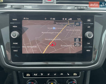 Серый Фольксваген Тигуан, объемом двигателя 1.97 л и пробегом 195 тыс. км за 28000 $, фото 20 на Automoto.ua