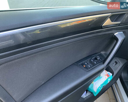 Серый Фольксваген Тигуан, объемом двигателя 1.98 л и пробегом 295 тыс. км за 19500 $, фото 8 на Automoto.ua