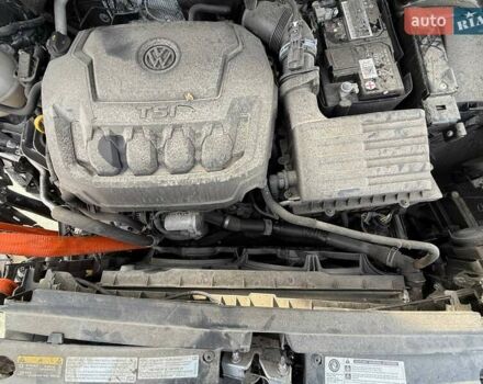 Серый Фольксваген Тигуан, объемом двигателя 2 л и пробегом 91 тыс. км за 11300 $, фото 20 на Automoto.ua