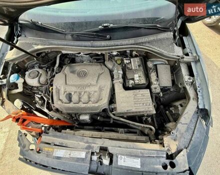 Серый Фольксваген Тигуан, объемом двигателя 2 л и пробегом 91 тыс. км за 11300 $, фото 18 на Automoto.ua