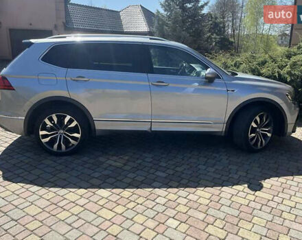 Сірий Фольксваген Тігуан, об'ємом двигуна 1.98 л та пробігом 110 тис. км за 23200 $, фото 13 на Automoto.ua