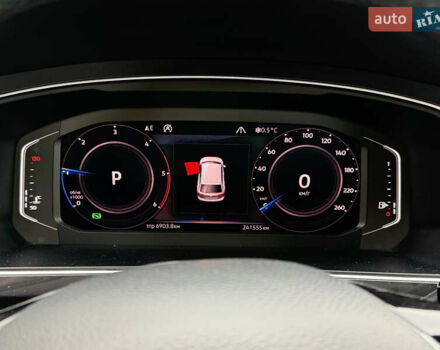 Серый Фольксваген Тигуан, объемом двигателя 2 л и пробегом 241 тыс. км за 26999 $, фото 79 на Automoto.ua