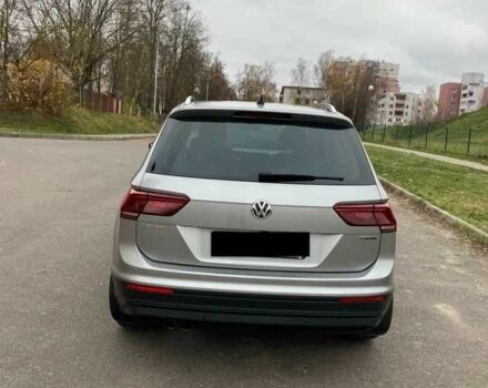 Серый Фольксваген Тигуан, объемом двигателя 2 л и пробегом 150 тыс. км за 21000 $, фото 4 на Automoto.ua