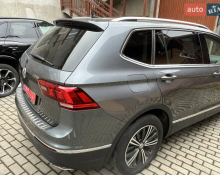 Серый Фольксваген Тигуан, объемом двигателя 2 л и пробегом 135 тыс. км за 18900 $, фото 11 на Automoto.ua